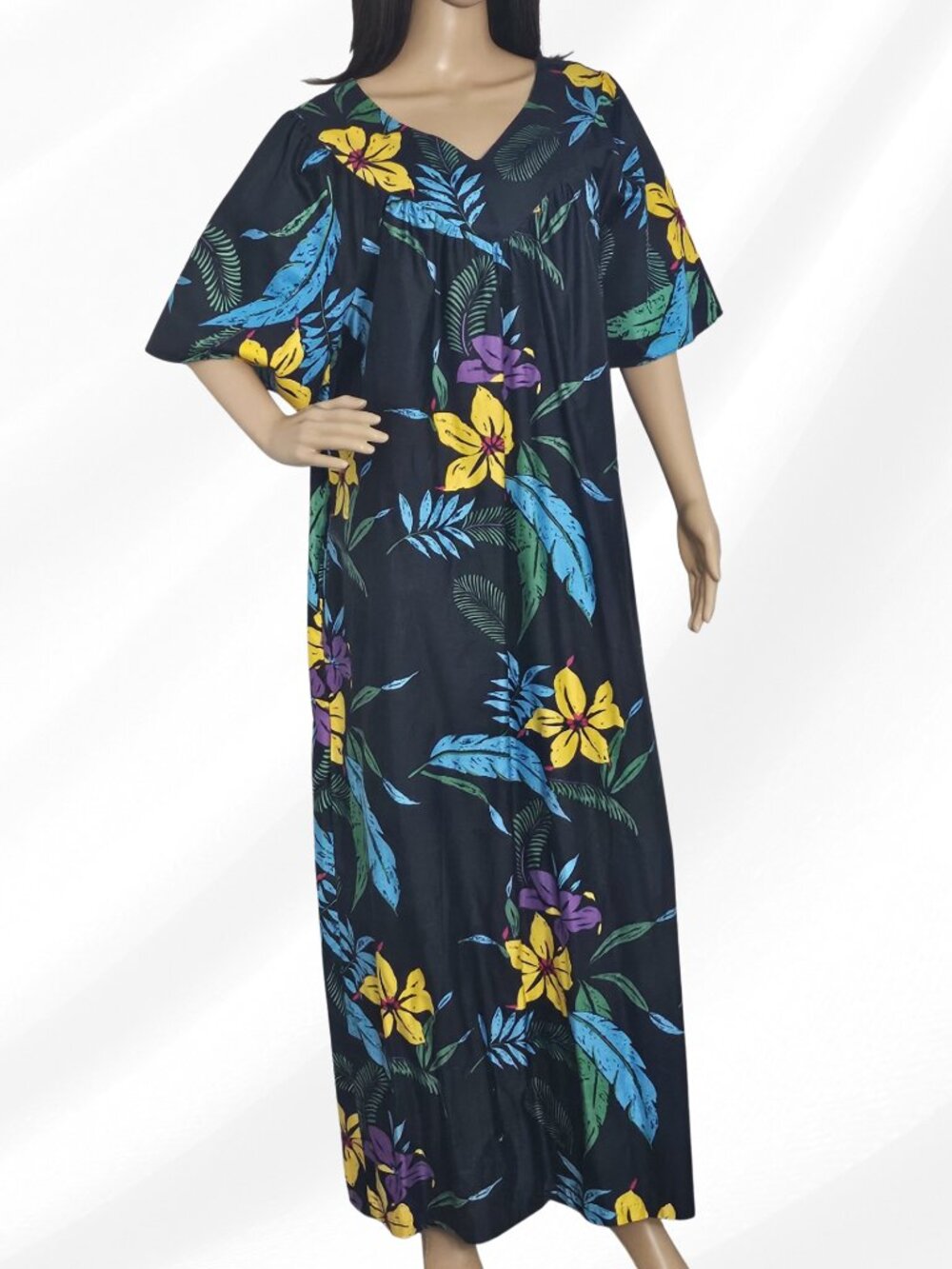 Carriage Court Black Floral Short Sleeve Dress Size L 16/18 Pockets